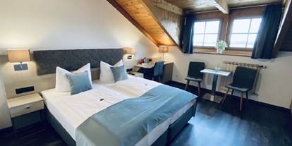 Hotels am See - Region Chiemsee - Doppelzimmer Dachgaube - Hotel Möwe am See