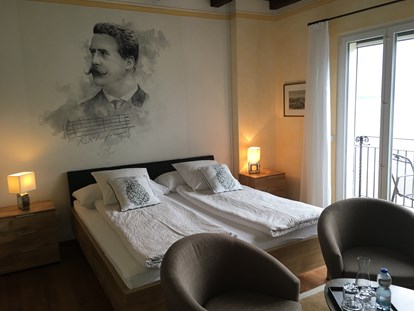 Hotels am See - Schweiz - Alle Zimmer am SEE mit Balkon - Art Hotel Posta al lago