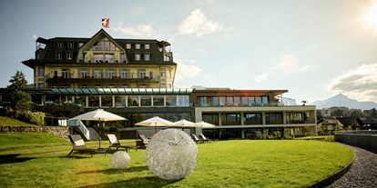 Hotels am See - Schweiz - Belvédère Strandhotel Blick vom Hotelpark - Strandhotel Belvedere