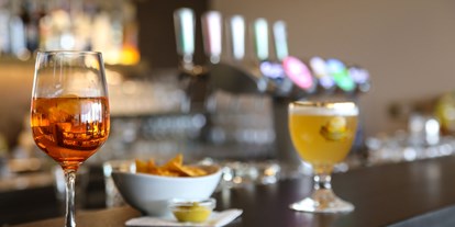Hotels am See - Schweiz - Bar-Lounge «Lago Lounge»: Vom ersten Espresso bis zum letzten Schlummertrunk, vom Croissant bis zum Apéro - Hotel Marina Lachen