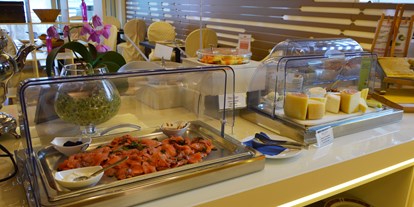 Hotels am See - Italien - Frischer Lachs, gereifter Käse ...  - Belfiore Park Hotel