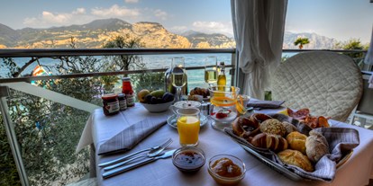 Hotels am See - Italien - Ein klassisches Beispiel für unser königliches Frühstück.  - Belfiore Park Hotel