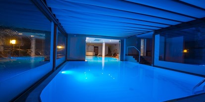 Hotels am See - Italien - Halb überdachter und halb zu öffnender beheizter Pool. Ideal auch an regnerischen Tagen.  - Hotel Eden Gardasee