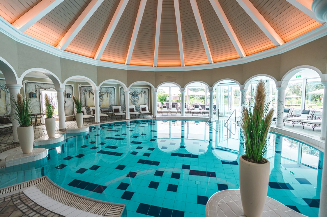 Urlaub am See: Beheizter Indoor-Pool - VILA VITA Pannonia